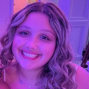 Meet your Posher, Mia